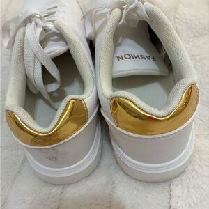 White and Gold Women's Fashion Sneakers NEW